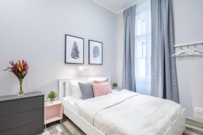 NEW - Central and Modern Studio